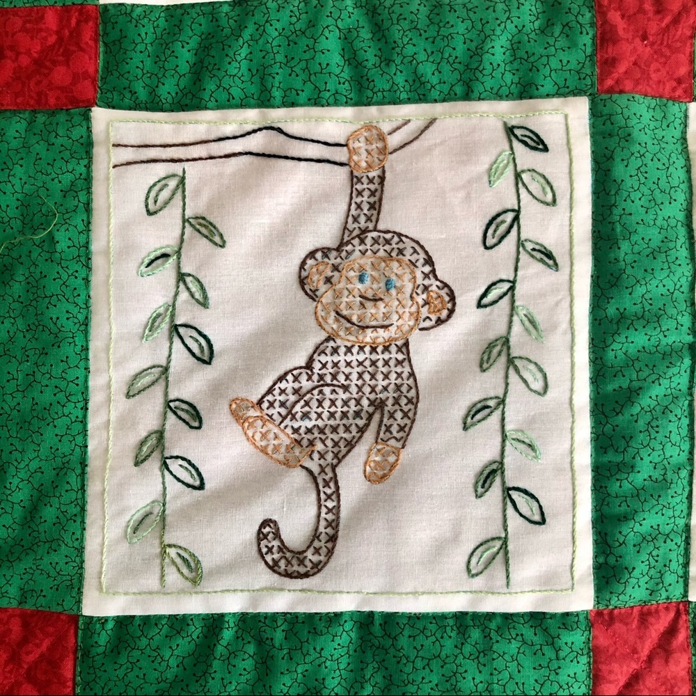 Hand Crafted Baby Quilt - Monkeys 🐒